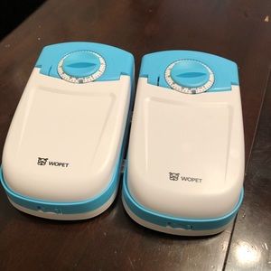 Automatic pet feeder